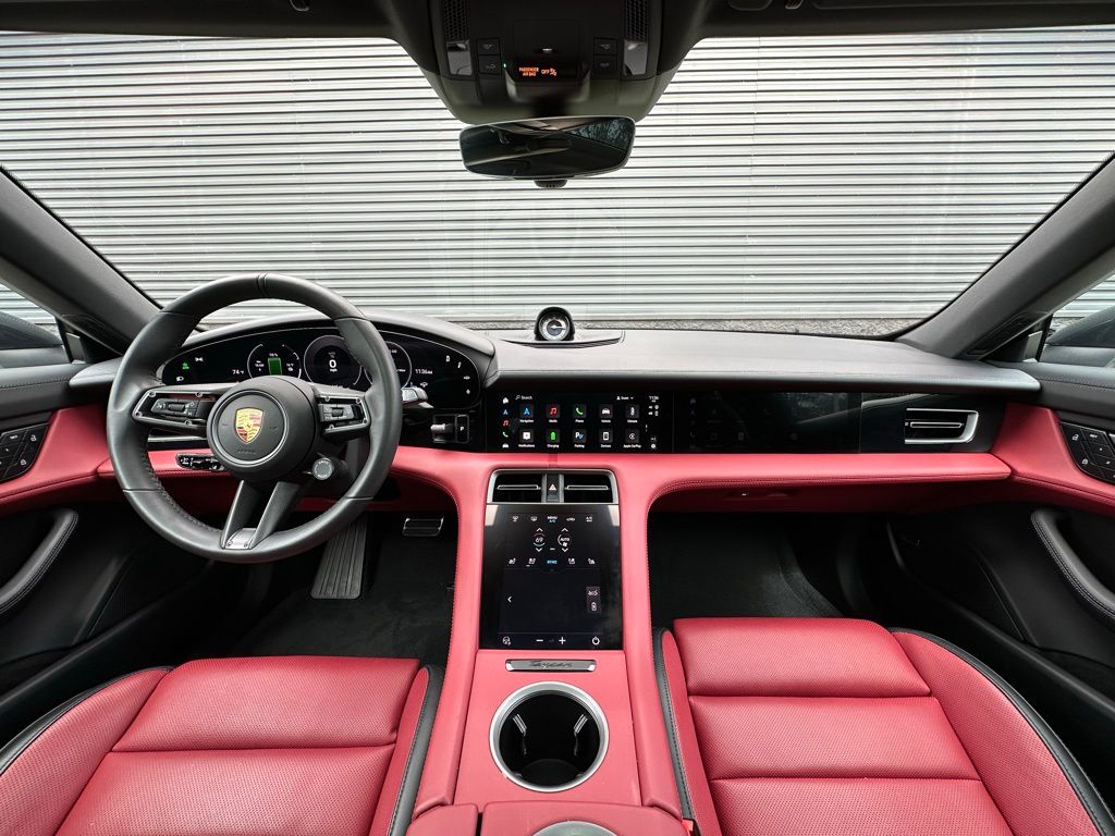 Thumbnail: 2025 Porsche Taycan - 6