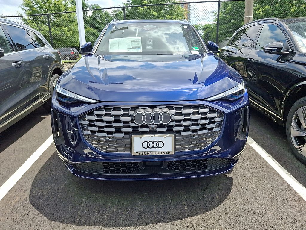 Thumbnail: 2025 Audi Q5 - 2