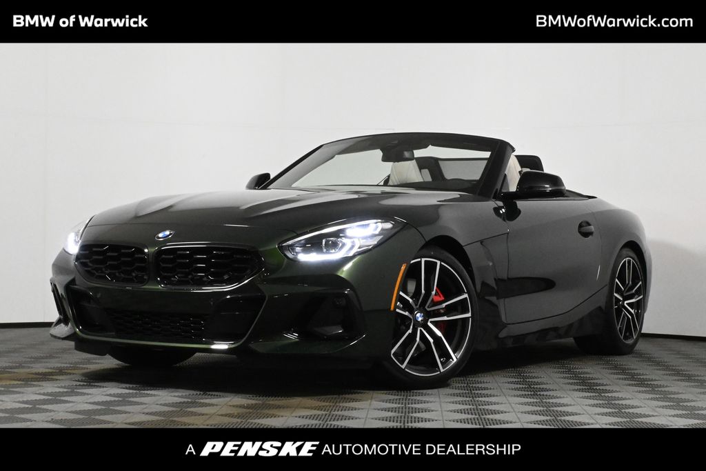 2025 BMW Z4 M40i Hero Image