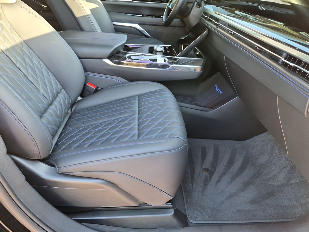 Used Car 2025 Cadillac Escalade Iq  Sport 1 For Sale Under $110,000 In Austin, Texas