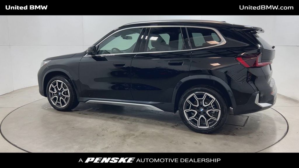 Thumbnail: 2026 BMW X1 - 6