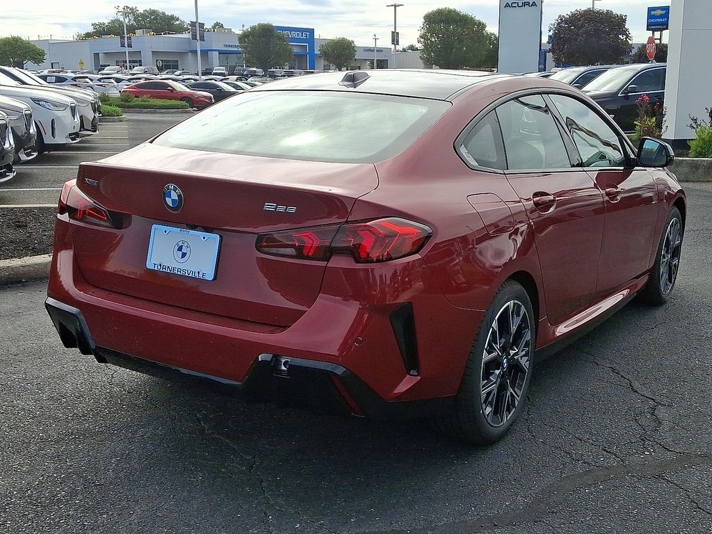 Thumbnail: 2026 BMW 2 Series - 4
