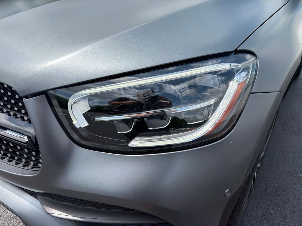 Thumbnail: 2023 Mercedes-Benz GLC - 9