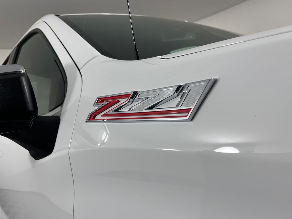 Thumbnail: 2026 Chevrolet Silverado 1500 - 8