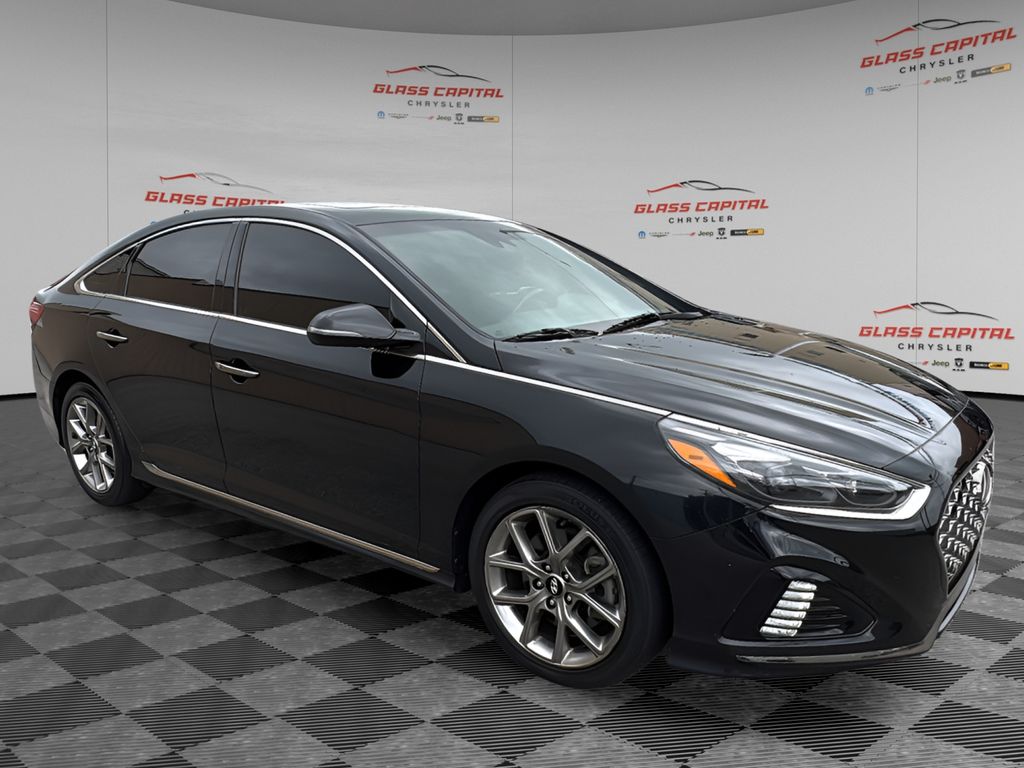 Phantom Black 2018 Hyundai Sonata Sedan Front-Wheel Drive 8-Speed Automatic