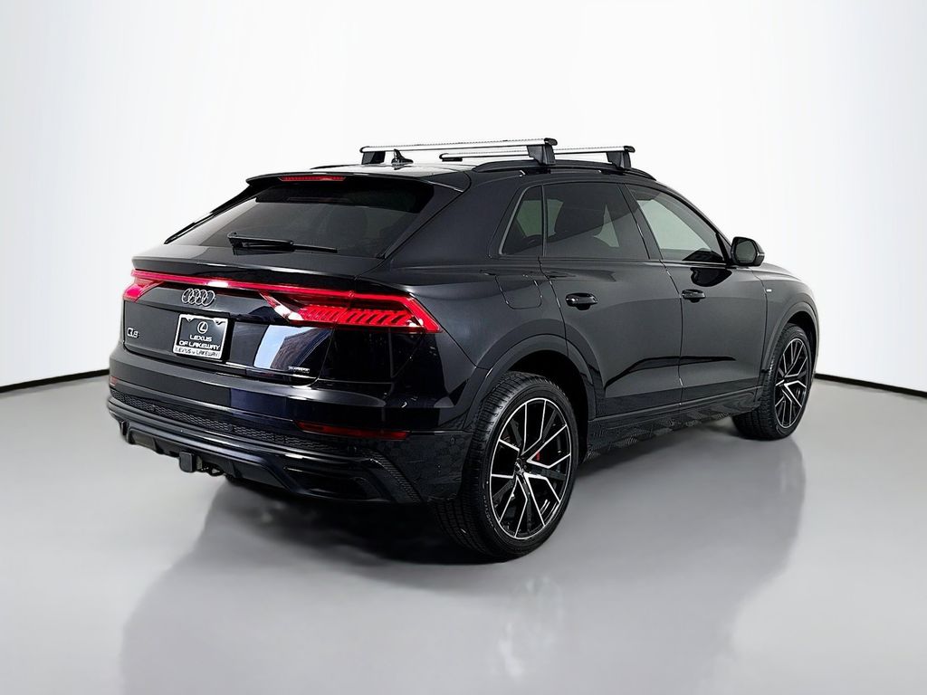 Thumbnail: 2020 Audi Q8 - 5