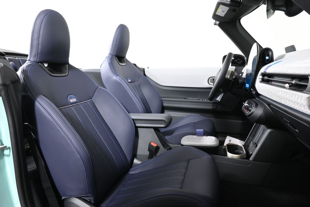 Thumbnail: 2026 MINI Cooper - 27