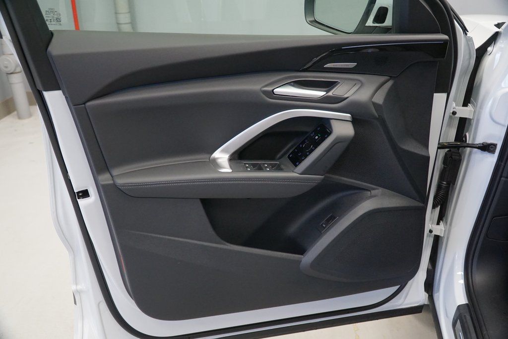 New 2025 White Audi Premium Plus image 9