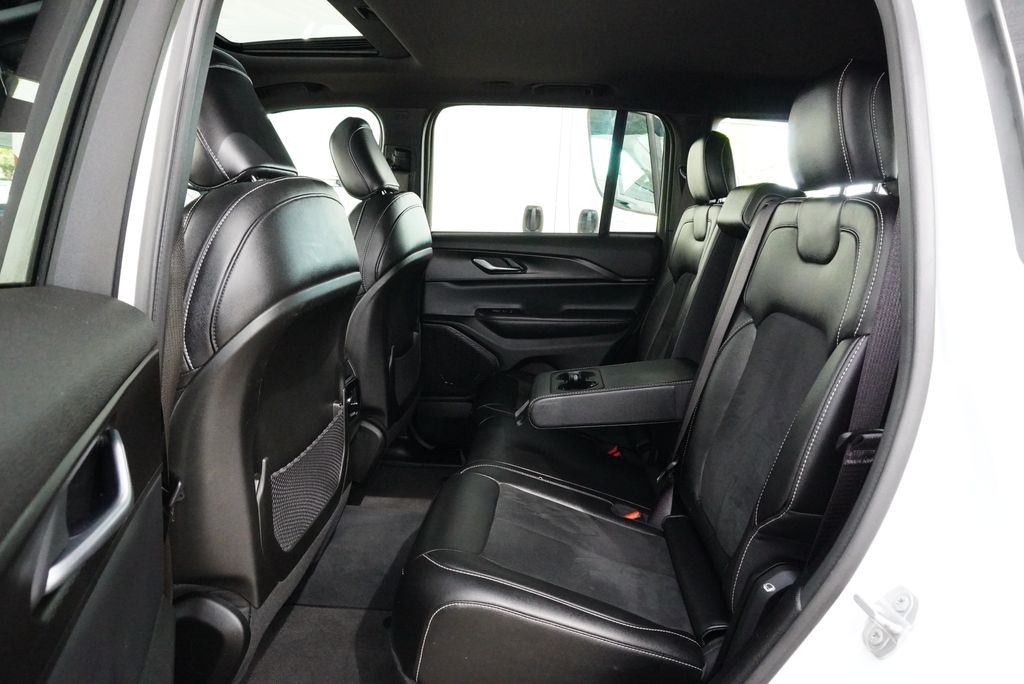 Used Car 2023 Jeep Grand Cherokee  Altitude For Sale Under $30,000 In Weatherford, Texas