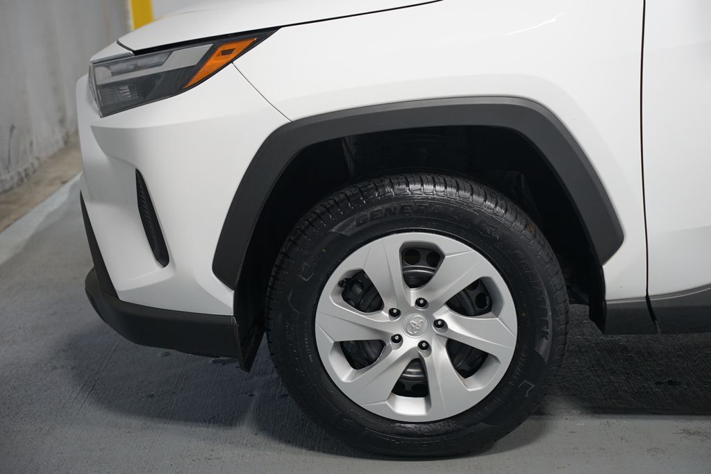 Thumbnail: 2023 Toyota RAV4 - 5