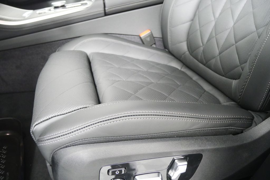 Thumbnail: 2026 BMW X5 - 9
