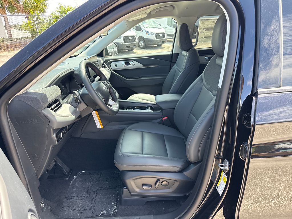 New 2026 Black Ford Active image 11