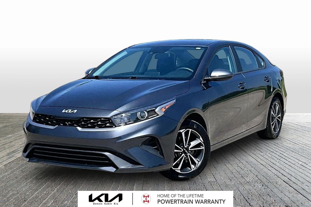 2023 Kia Forte LXS