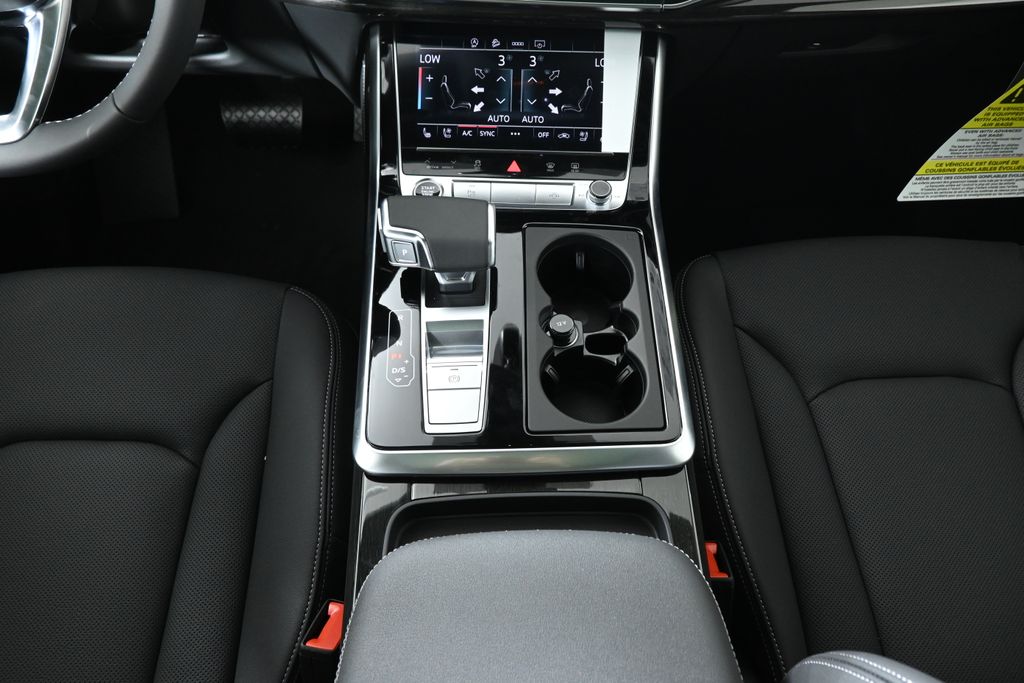 Thumbnail: 2025 Audi Q7 - 19