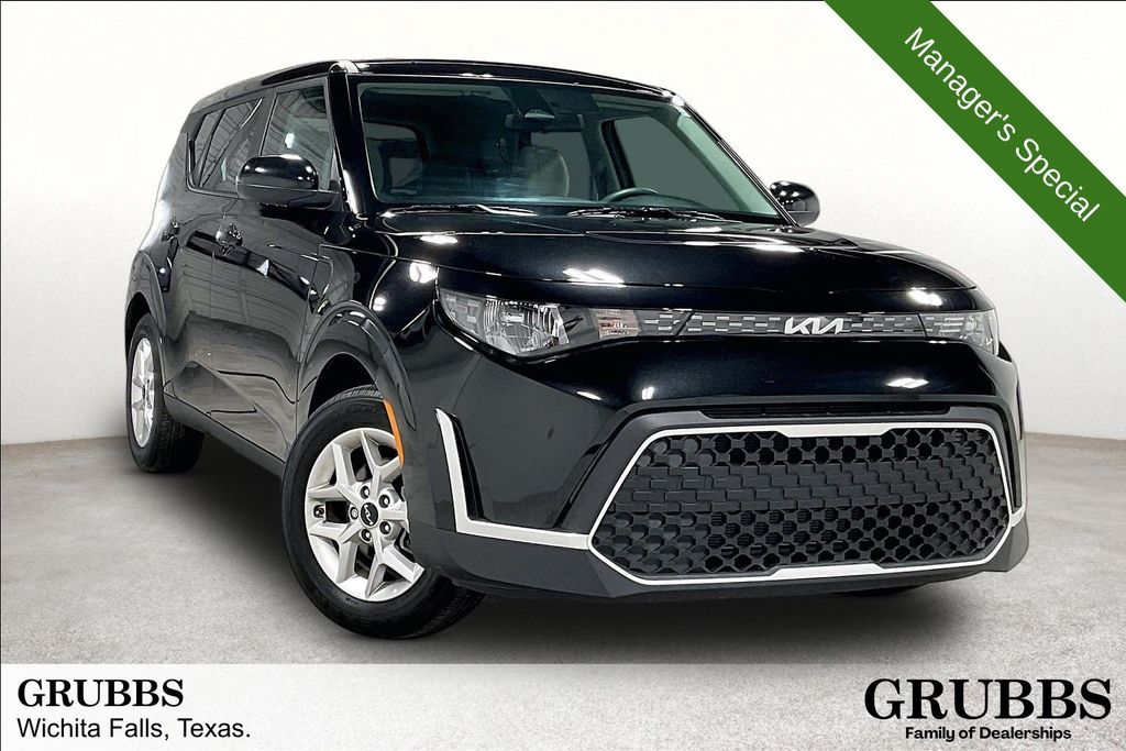 2025 Kia Soul LX FWD