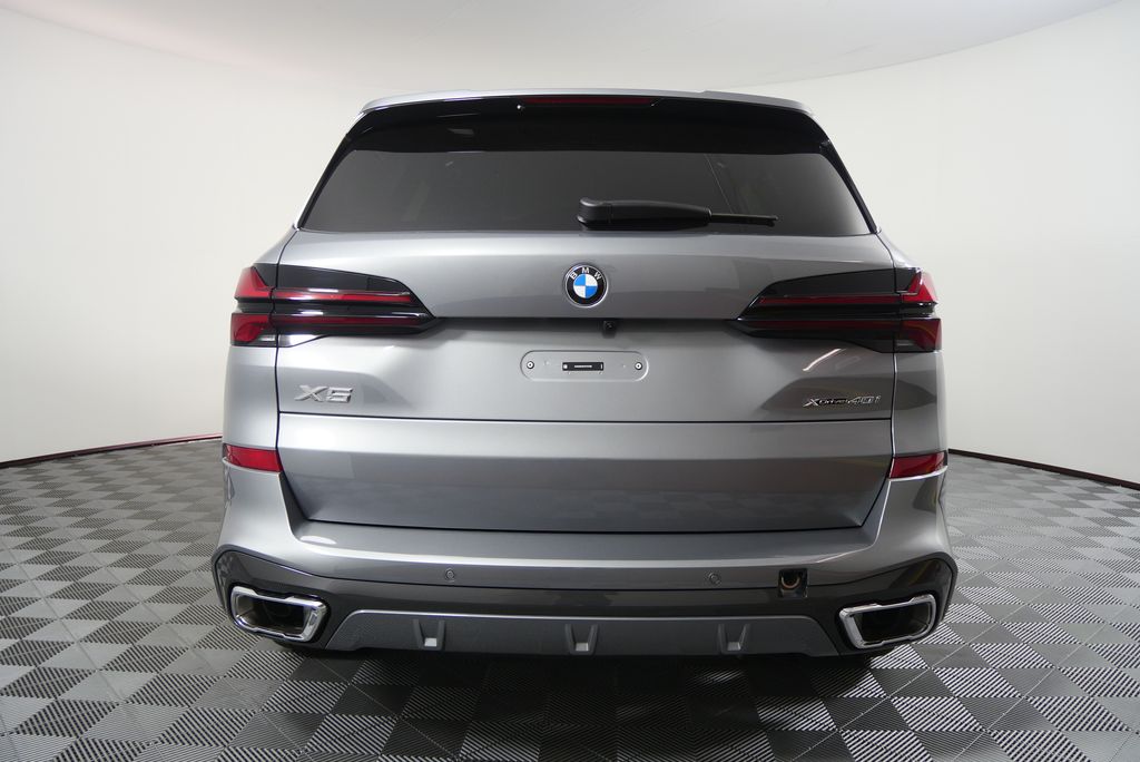 Thumbnail: 2026 BMW X5 - 4