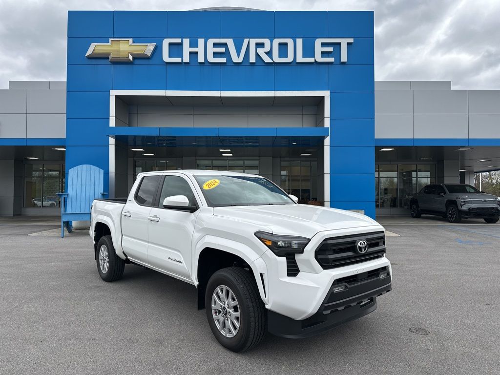 2024 Toyota Tacoma SR5 photo