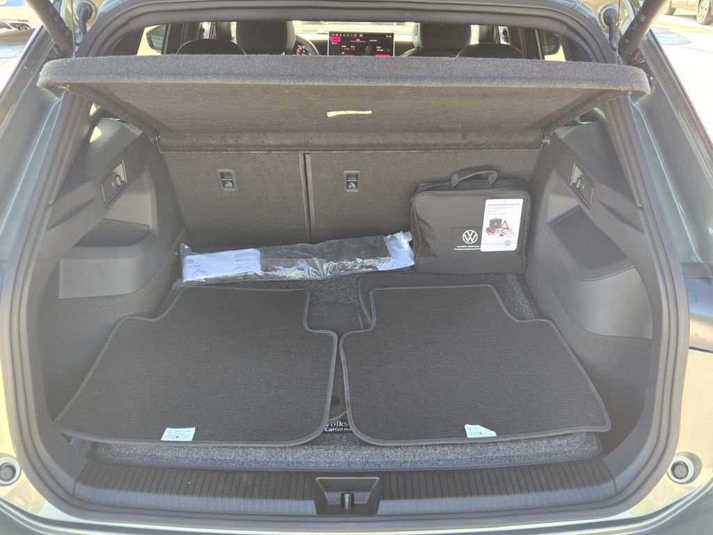2025 Volkswagen Tiguan - $35,500