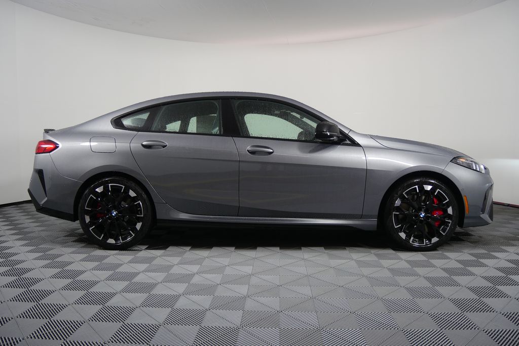 2025 BMW 2 Series M235i xDrive 2