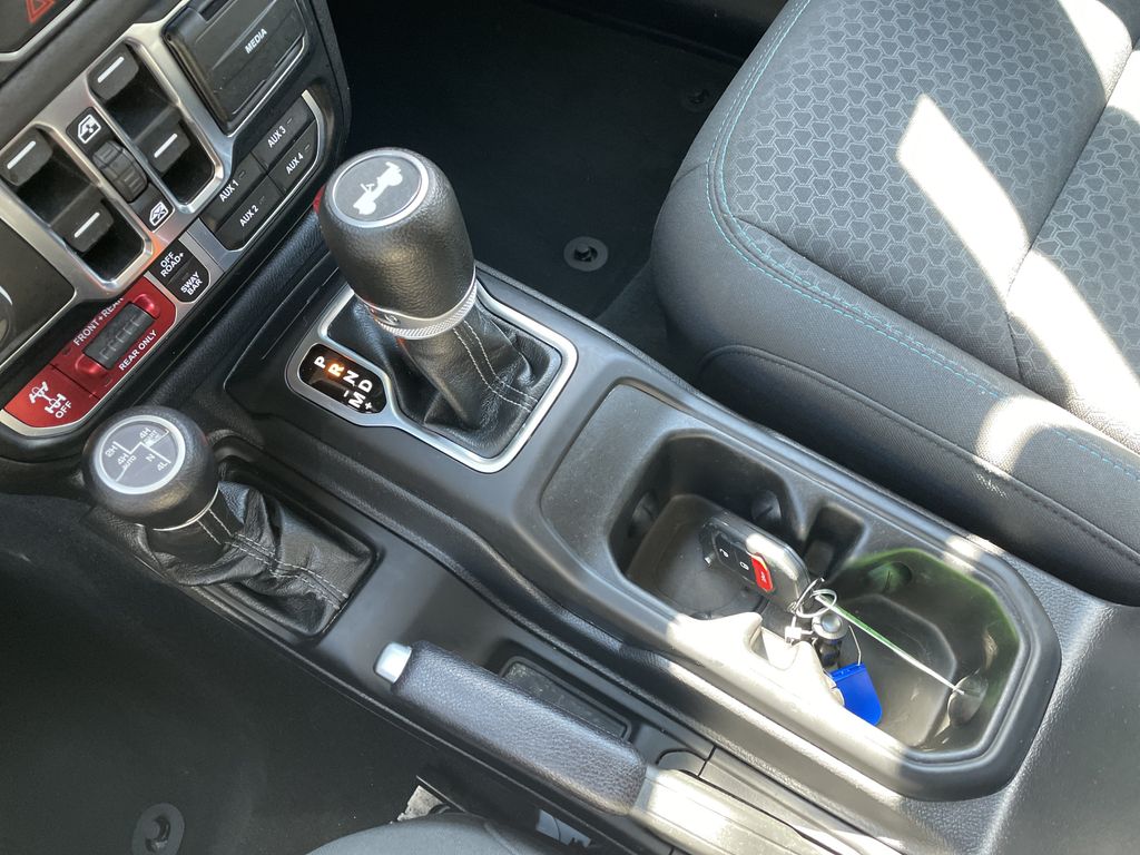 Used 2024 Jeep Wrangler SUV