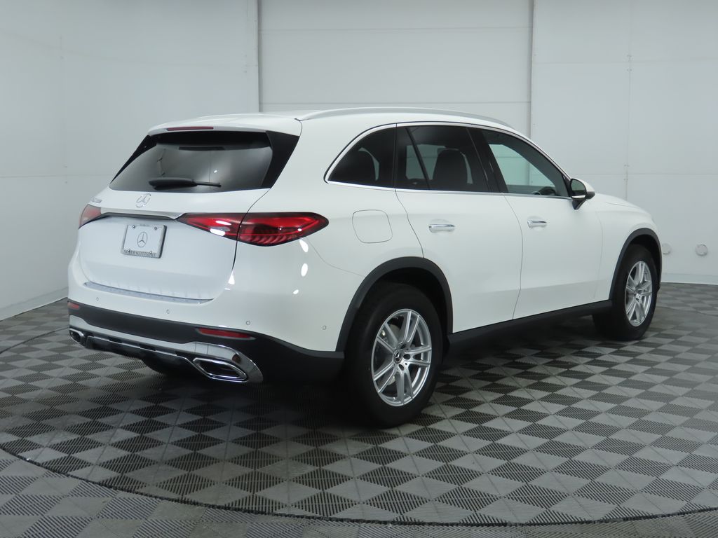 2024 Mercedes-Benz GLC 300 5