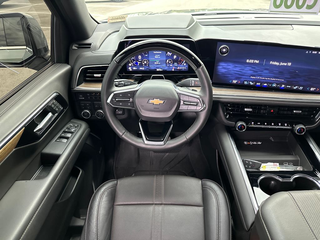 Used 2025 Gray Chevrolet High Country image 30