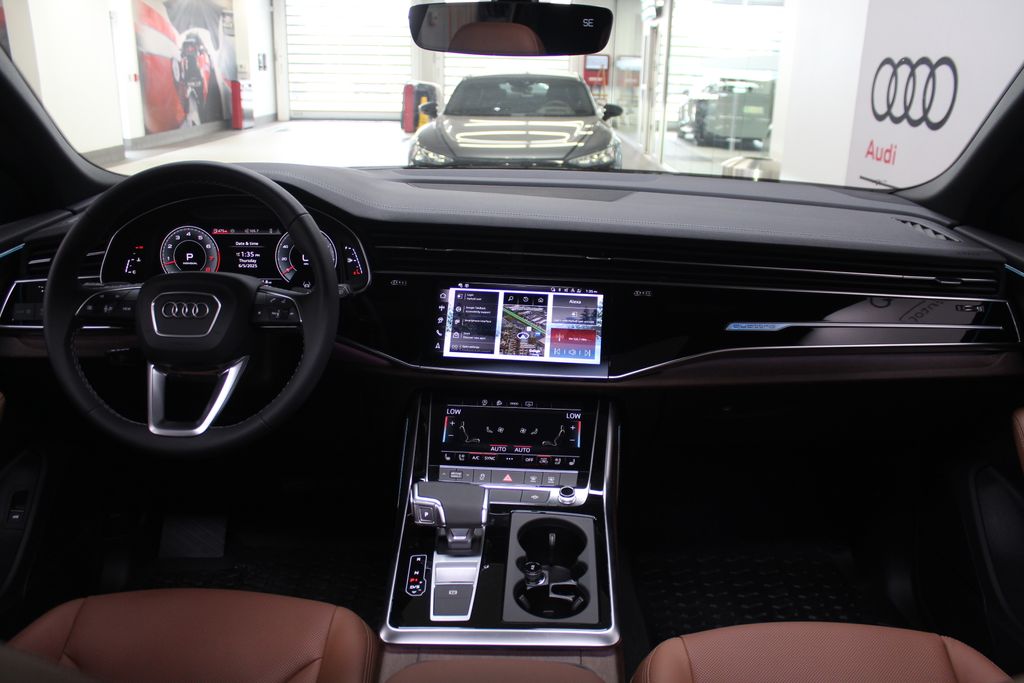 2025 Audi Q8 Premium Plus 10