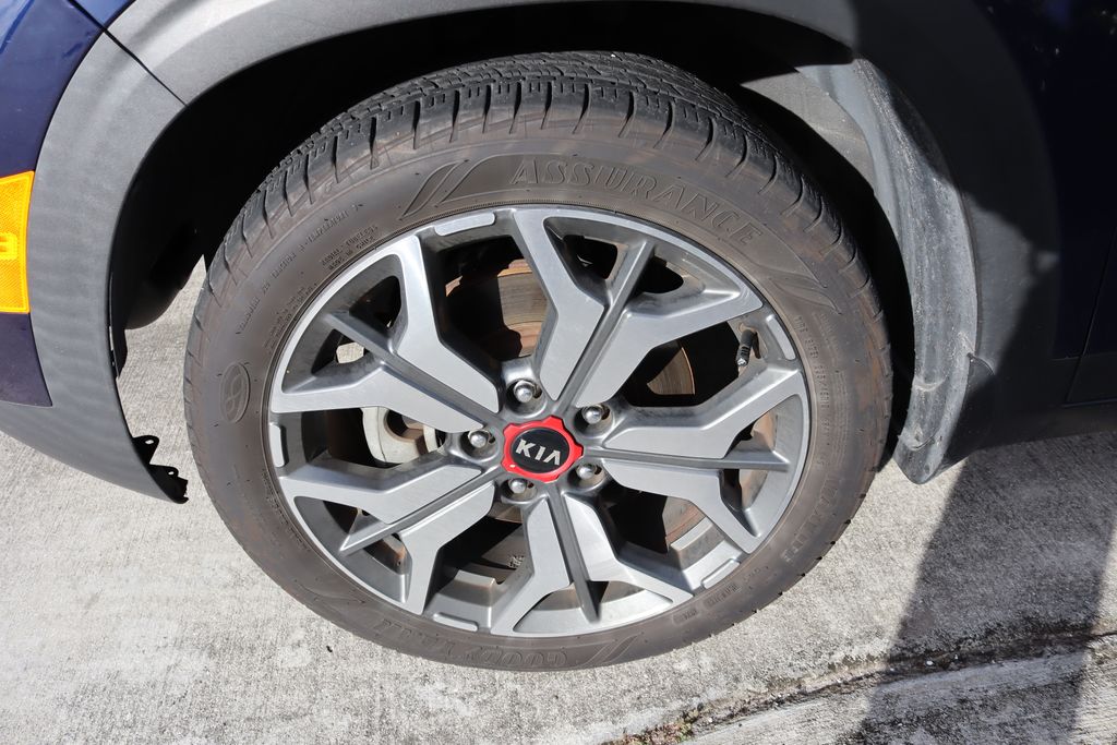 Thumbnail: 2021 Kia Seltos - 4