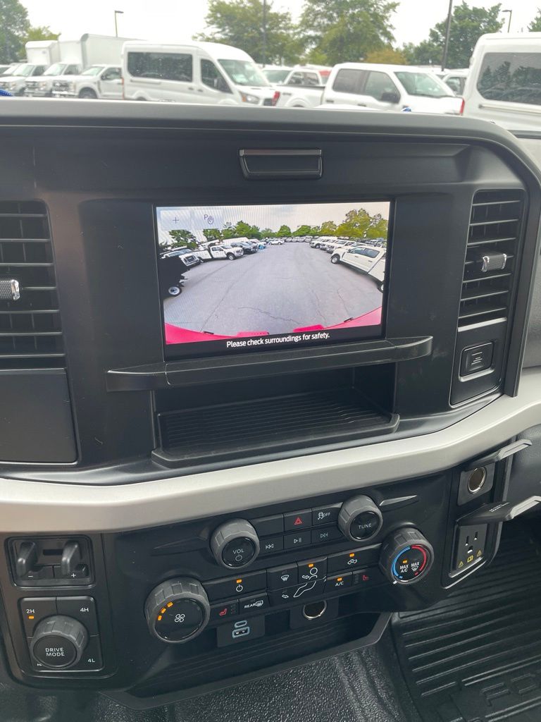 2026 Ford F-350 Chassis XLT