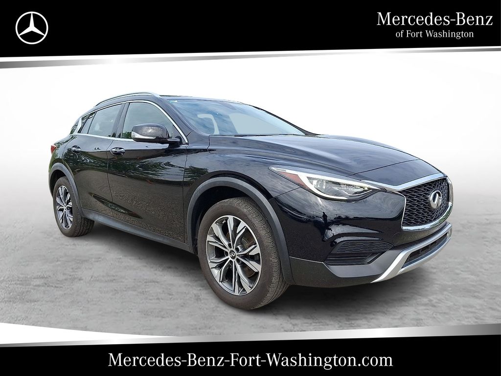 Black Obsidian 2018 INFINITI QX30 Luxury AWD SUV / Crossover All-Wheel Drive 7-Speed Automatic Overdrive
