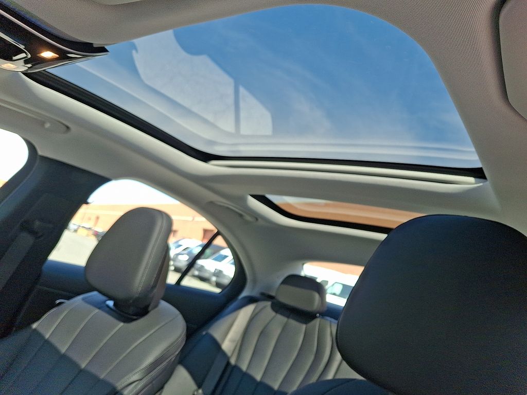 Thumbnail: 2026 Mercedes-Benz E-Class - 11