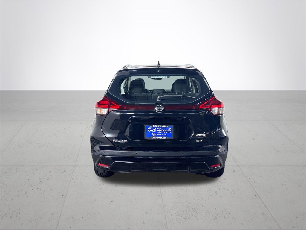 2021 Nissan Kicks SV