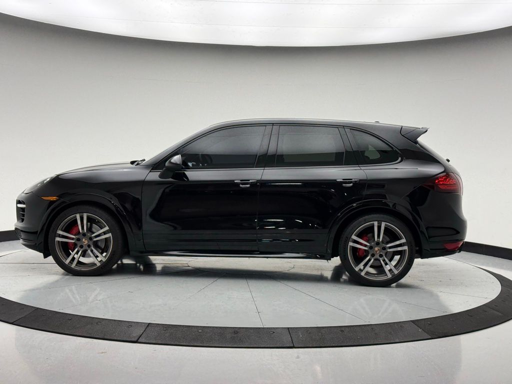 Thumbnail: 2013 Porsche Cayenne - 2