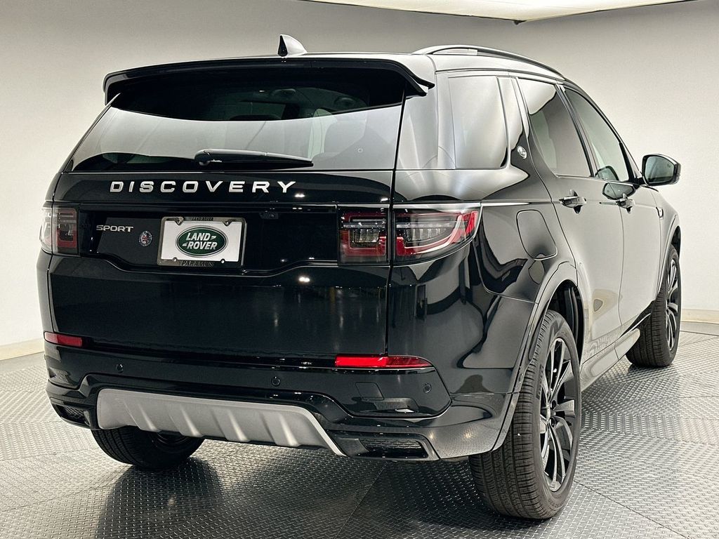 Thumbnail: 2025 Land Rover Discovery Sport - 2