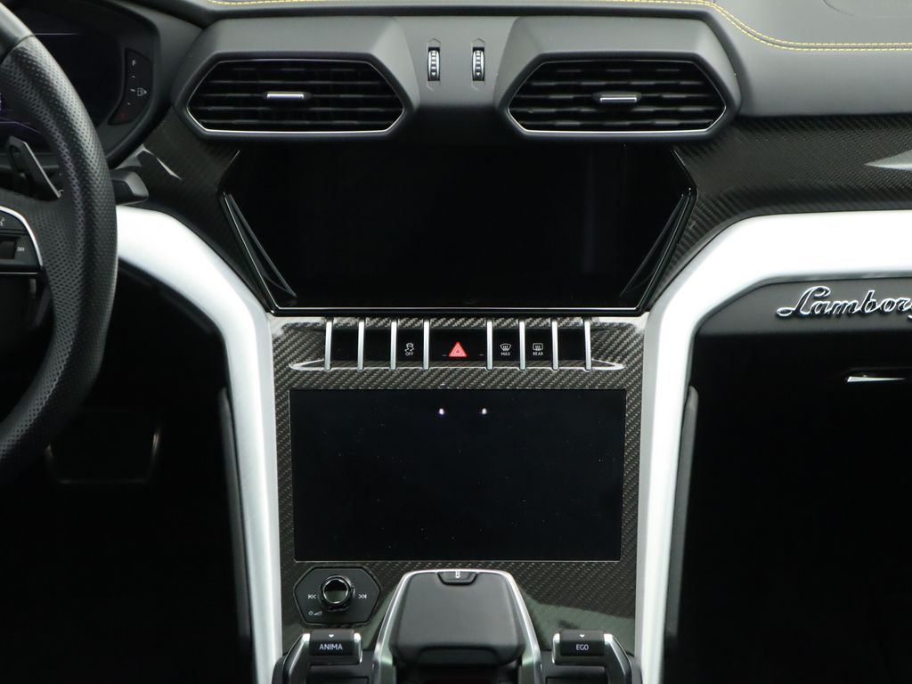 Thumbnail: 2020 Lamborghini Urus - 14