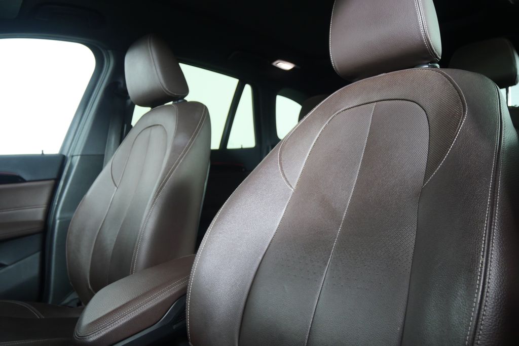 Thumbnail: 2017 BMW X1 - 8