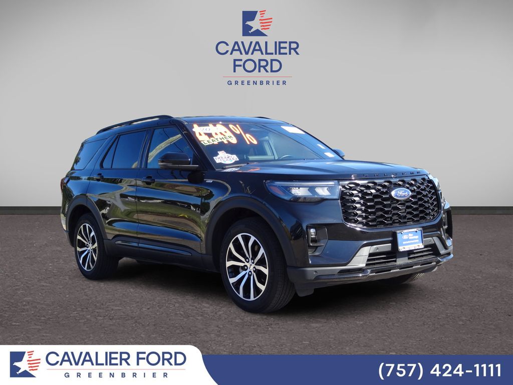 2025 Ford Explorer ST-LINE 4WD (PL535)'s photo