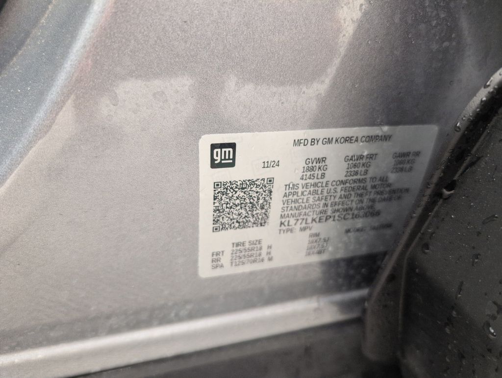 Certified Used 2025 Gray Chevrolet ACTIV image 41