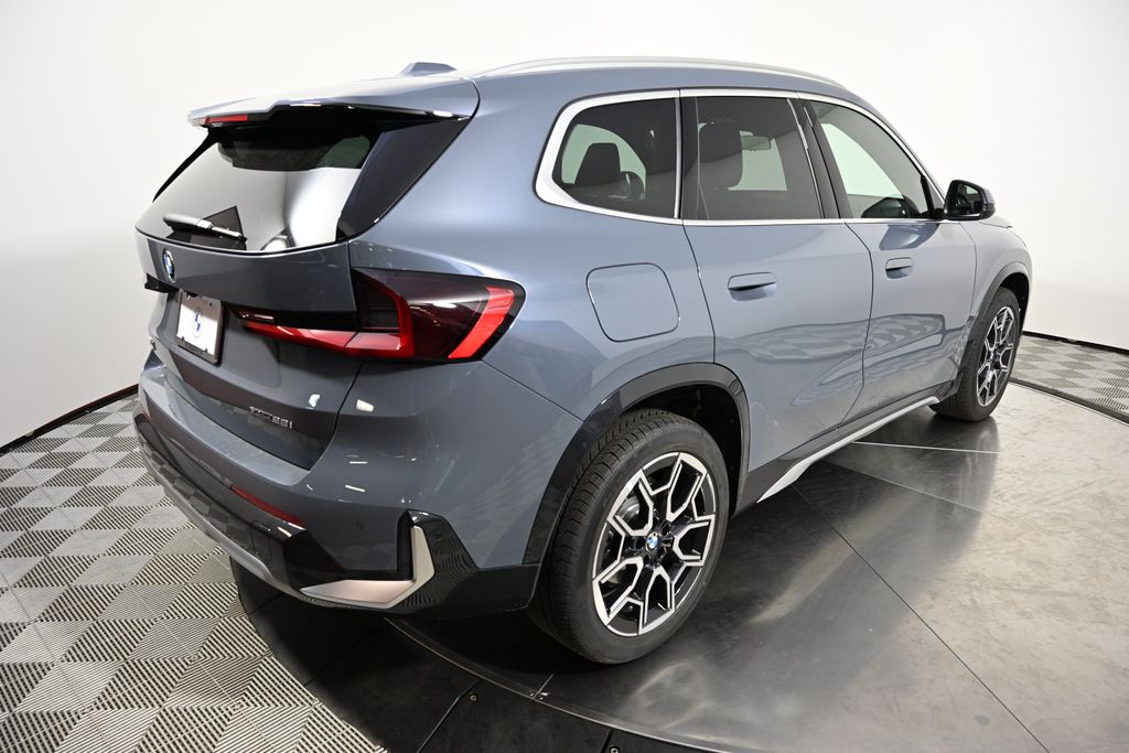 2025 BMW X1 xDrive28i 5