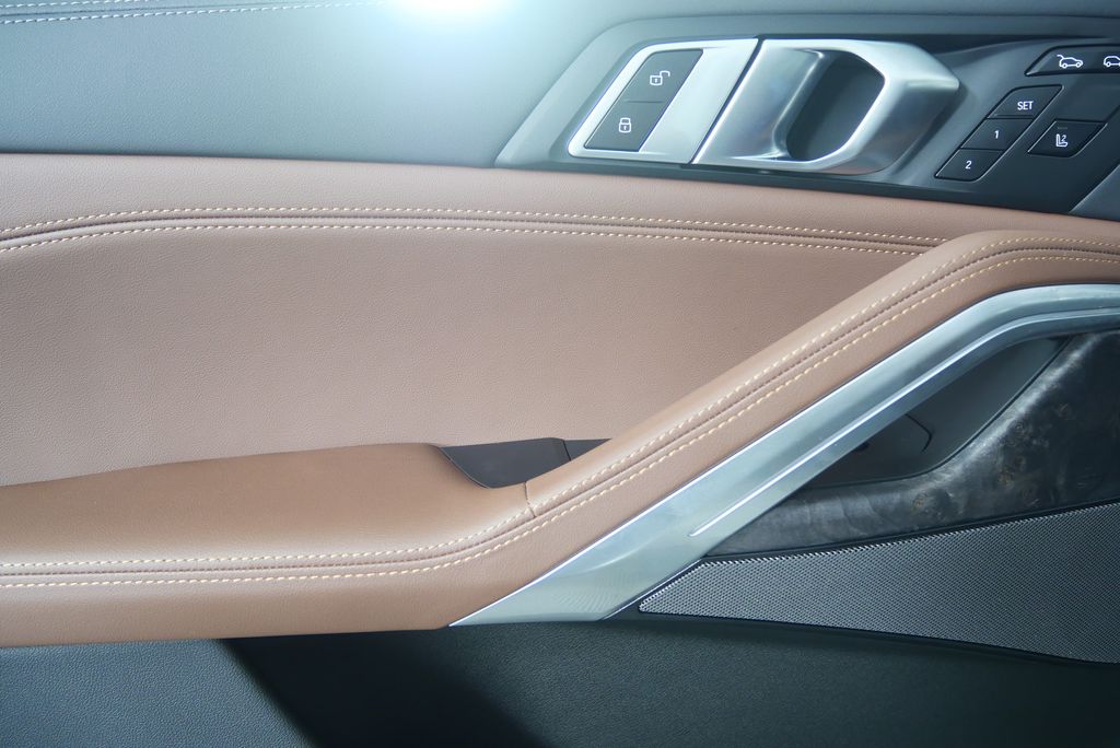 Thumbnail: 2026 BMW X6 - 9