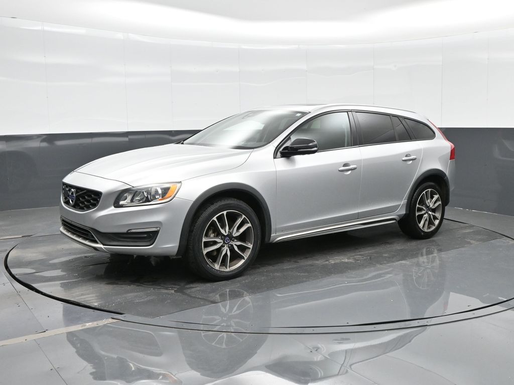 2017 Volvo V60 Cross Country T5 Premier AWD