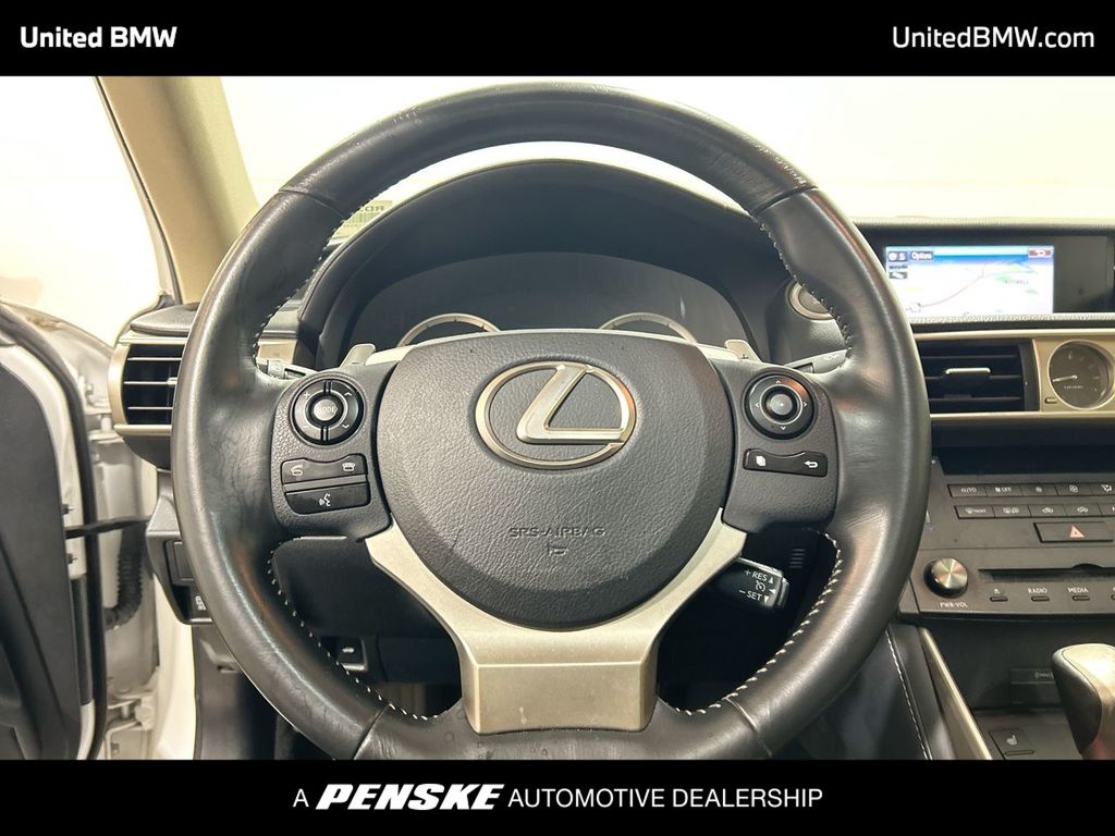 Thumbnail: 2015 Lexus IS - 14
