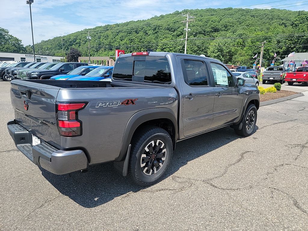 2024 Nissan Frontier PRO-4X 5