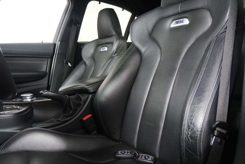 2016 BMW M3 Base 13
