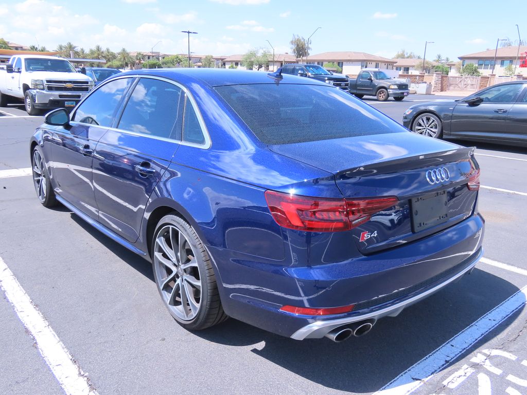 Thumbnail: 2018 Audi S4 - 4