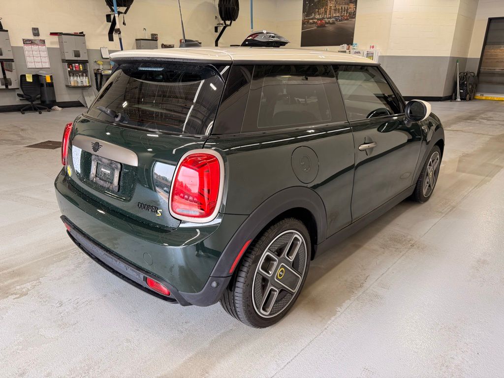 Thumbnail: 2023 MINI Cooper - 6