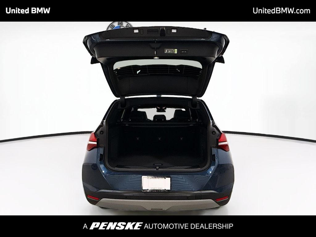 Thumbnail: 2026 BMW X3 - 14