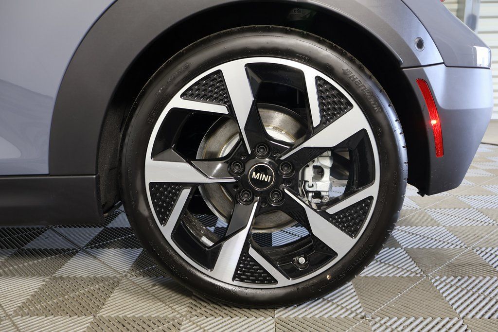 Thumbnail: 2026 MINI Cooper - 10