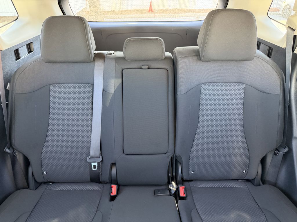 new 2026 Kia Sportage Hybrid car, priced at $31,412