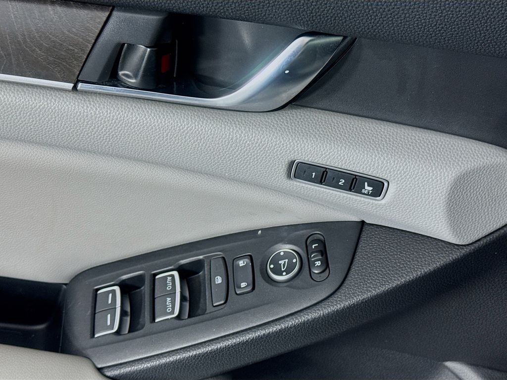 Used Car 2018 Honda Accord  Ex-l For Sale Under $15,000 In Austin, Texas